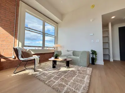 56 York Boulevard 207, Hamilton, On L8r 0a2
