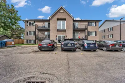 50 Campbell Court 202, Stratford, On N5a 7t6
