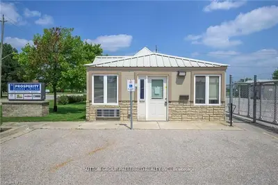 782 Industrial Road, London East, On N5v 3n2