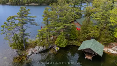 20800 Horseshoe Island, Frontenac, On K0h 1h0
