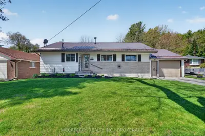 46 College Street, Tweed, On K0k 3j0