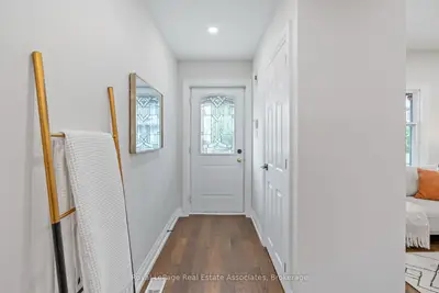 23 Somerset Avenue Upper, Hamilton, On L8l 2l4