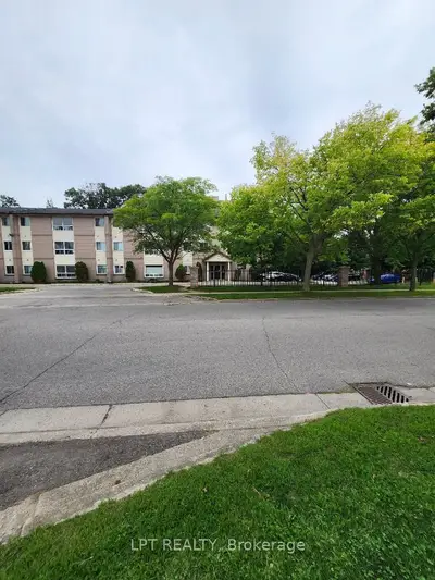 1265 Bentley Drive 204, London East, On N5v 4m4