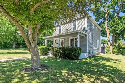 20 Wardrope Avenue, Hamilton, On L8g 1s2