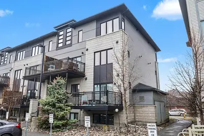 454 Via Verona Street 36, Barrhaven, On K2j 6b3