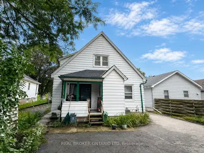 153 Hale Street, London East, On N5w 1e5