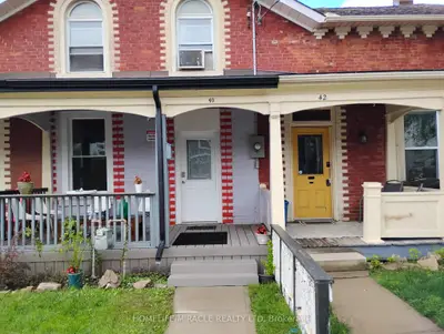 40 Parkhill Road, Cambridge, On N1r 1p4