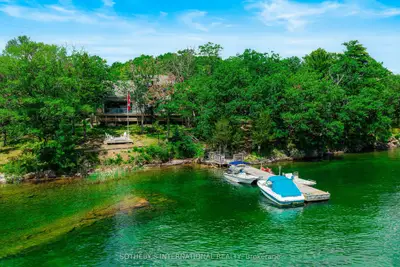 62 Grenadier Island, Leeds And The Thousand Islands, On K0e 1r0