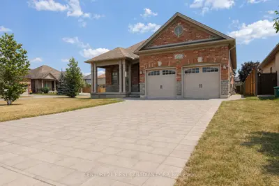 3183 Pincombe Drive, London South, On N6l 0b4
