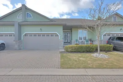13 Oakwood Links Lane, South Huron, On N0m 1t0