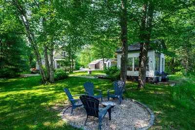 281-a Glory Road, Hastings Highlands, On K0l 1c0