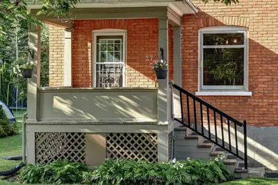 27 Edwin Street E, Meaford, On N4l 1c4