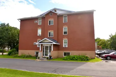 540 Talbot Place 205, Gananoque, On K7g 3c6