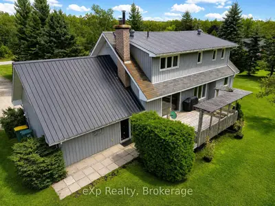 271 River Road, Grey Highlands, On N0c 1c0