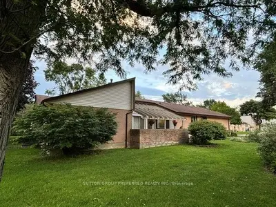 60 Fiddlers Green Road 40, London North, On N6h 4s7