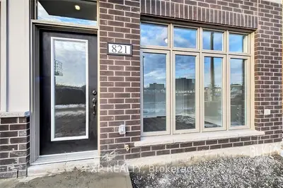 821 Mikinak Road, Manor Park - Cardinal Glen And Area, On K1k 4z9