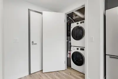 2405 Carlsen Avenue 1, Billings Bridge - Riverside Park And Area, On K1v 8e9
