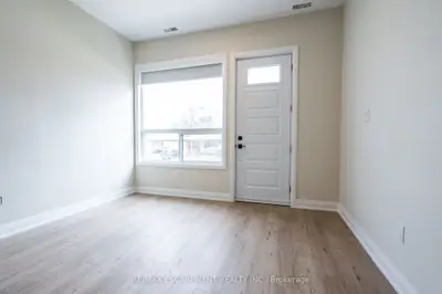 728 Eleventh Avenue B, Hamilton, On L8t 2k8