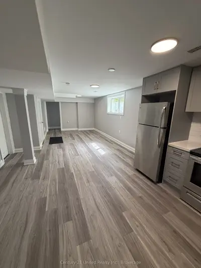 13 Beechwood Drive A, Peterborough, On K9j 1m2