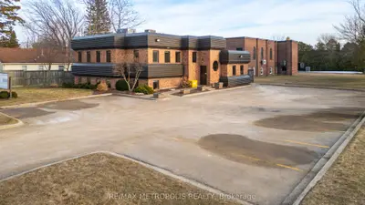 2695 Hamilton Road, Sarnia, On N0n 1c0