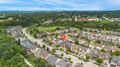 135 Baldwin Drive, Cambridge, On N3c 0b4
