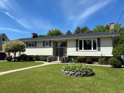 14 Baker Street, Kingston, On K7k 4z3