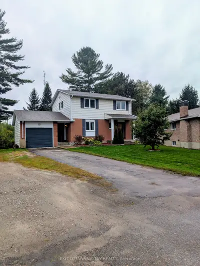 13 TAMARACK Street, Deep River, ON K0J 1P0