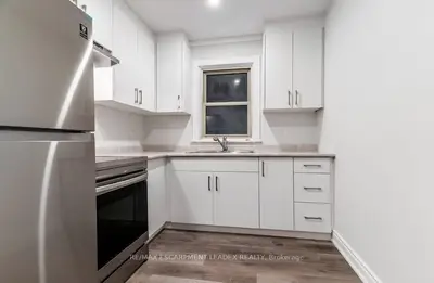 598 Upper James Street A, Hamilton, On L9c 2y8