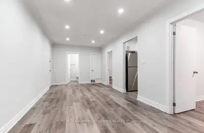 598 Upper James Street A, Hamilton, On L9c 2y8
