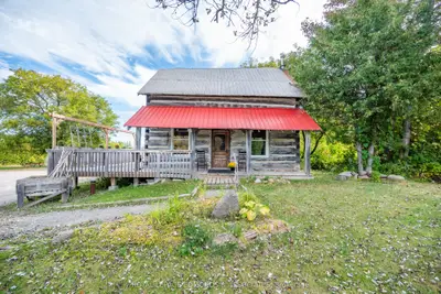 8744 Highway 60 Highway, North Algona Wilberforce, On K0j 1t0