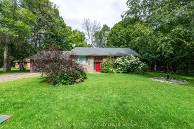 1486 Wilson Road, Laurentian Valley, On K8a 6w4