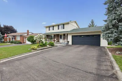 876 Hillsview Street, Renfrew, On K7v 4h8
