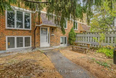 159 Salter Crescent 61, Kanata, On K2k 1y8