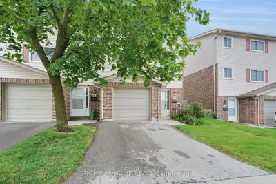 450 Pond Mills Road 25, London South, On N5z 4x2