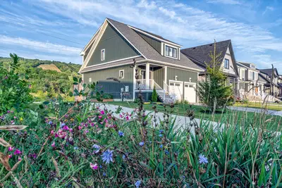 190 Courtland Street, Blue Mountains, On L9y 4e4