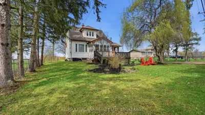 106 Colborne Street, Welland, On L3b 3p1