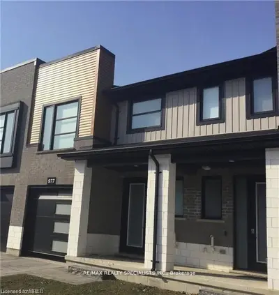 977 West Village Square 977, London North, On N6h 0j7