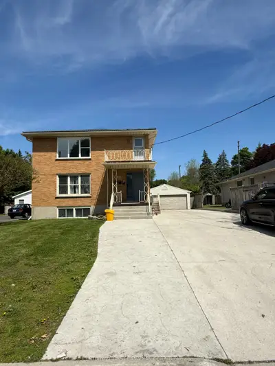 228 Burnside Drive 3, London East, On N5v 1b9
