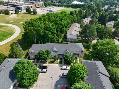 925 Lawson Road 17, London North, On N6g 4x3