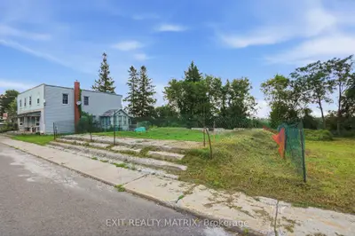 21924 Laggan Glenelg Road, North Glengarry, On K0b 1e0