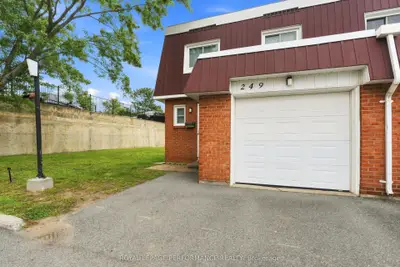 249 Romulus Private 94, Overbrook - Castleheights And Area, On K1k 3y2