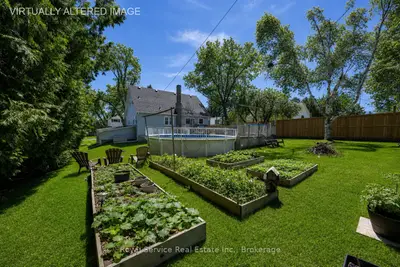 210 Shelbourne Street, Peterborough, On K9h 5k4