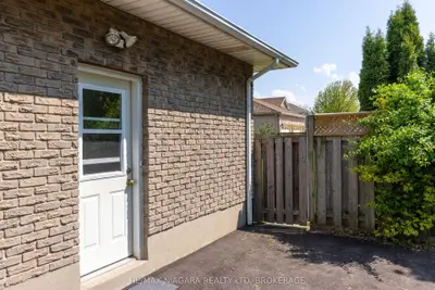 29 Granada Drive, St. Catharines, On L2n 2s4