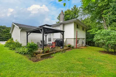 12 Anthony Court, Huntsville, On P1h 1t2