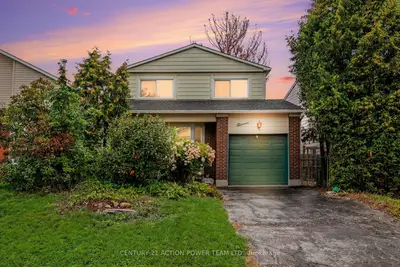 11 Riding Way, Kanata, On K2m 1c3