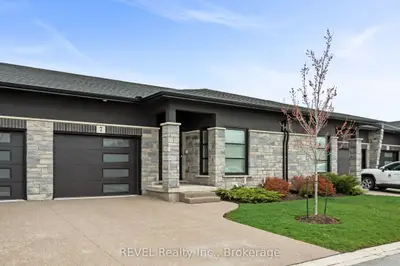 7138 Parsa St Niagara Falls Street 7, Niagara Falls, On L2h 3w1