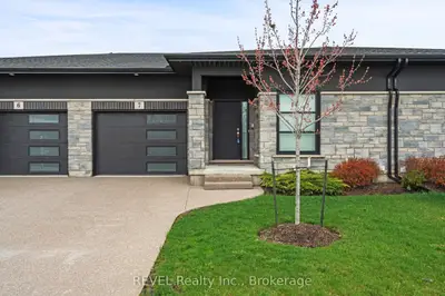 7138 Parsa St Niagara Falls Street 7, Niagara Falls, On L2h 3w1