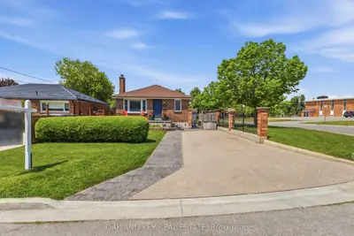 169 Ellsworth Crescent, London East, On N5w 1j5