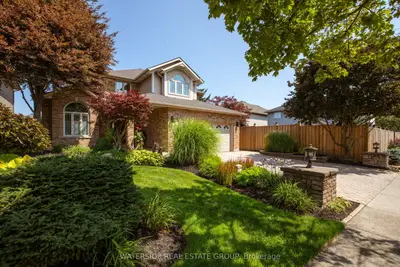 4 Lido Drive, Hamilton, On L8e 5e5