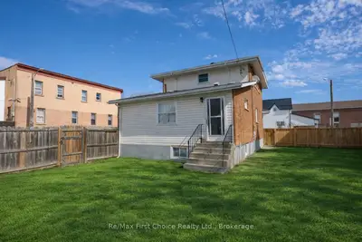 138 Rowand Street, Thunder Bay, On P7c 2p2